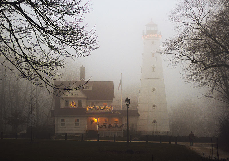 lighthouse-lq